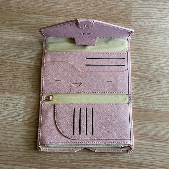 Zoppen Blush Pink Leather Travel Wallet - Picture 7 of 10
